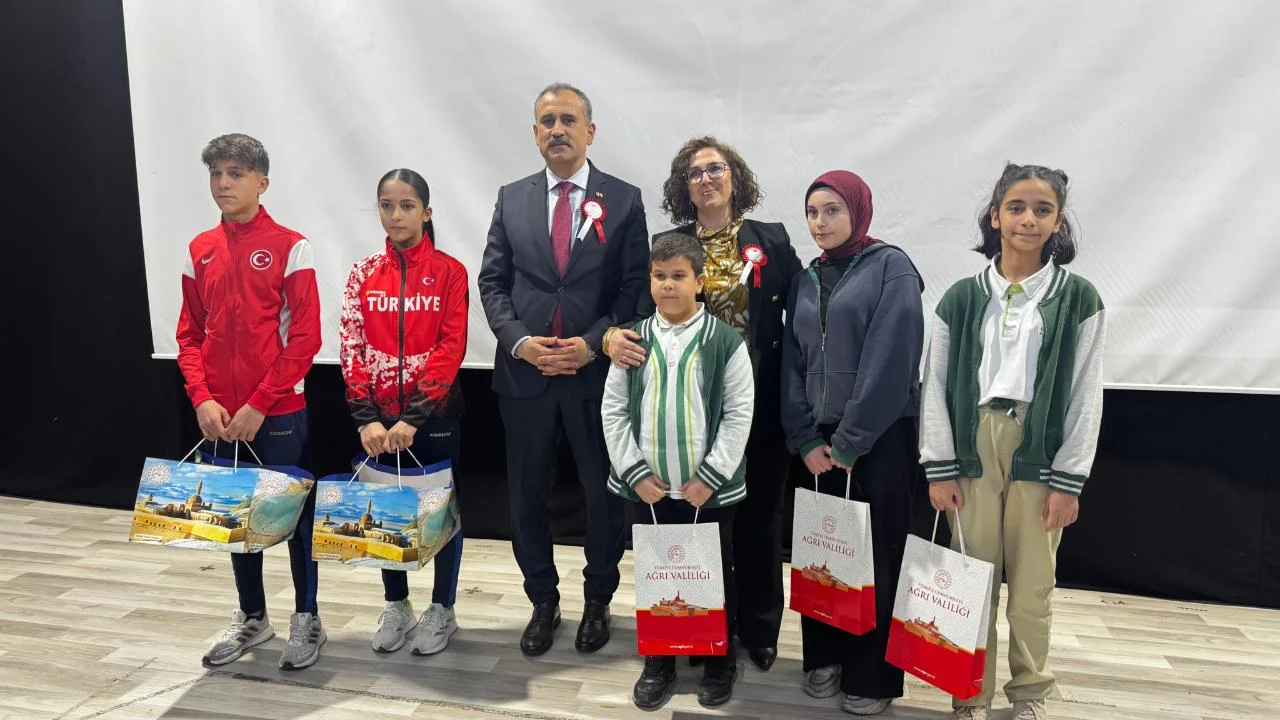 Agrinin Kurtulusunun 108 Yil Donumu Torenlerle Kutlandi 69Df6E6115638