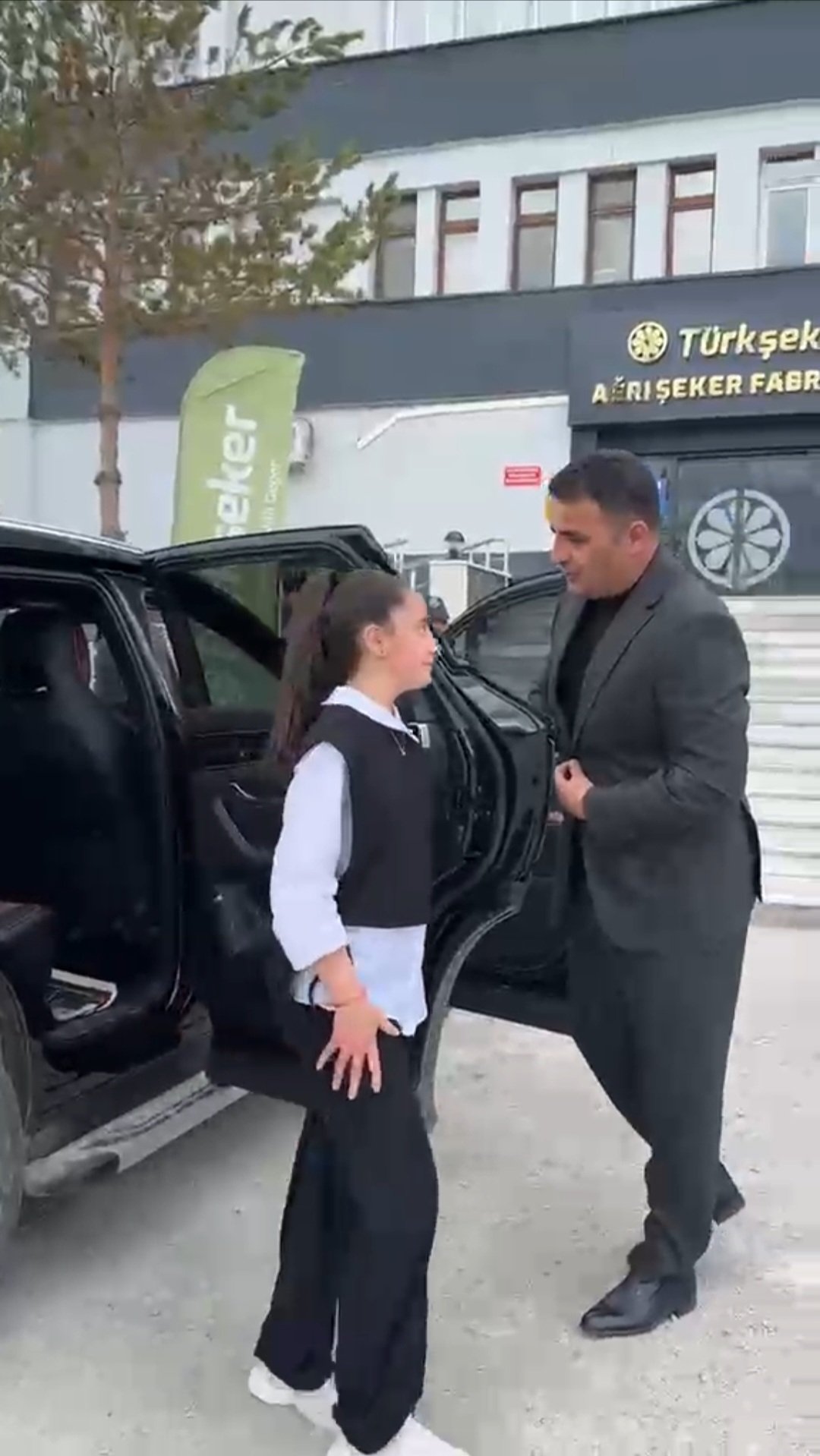 Screenshot 20260423 220132 Whats App-1