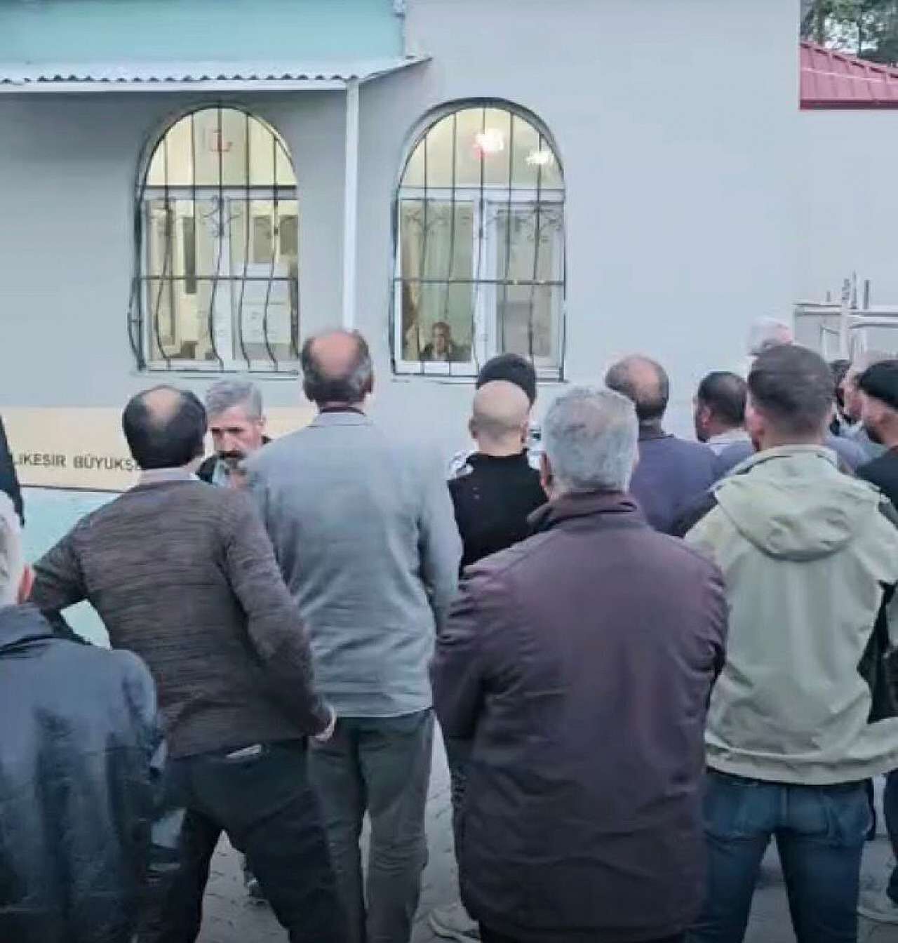 Agrida Insaattan Dusen 16 Yasindaki Genc Yasamini Yitirdi1 1780767690 Vd2E Mx