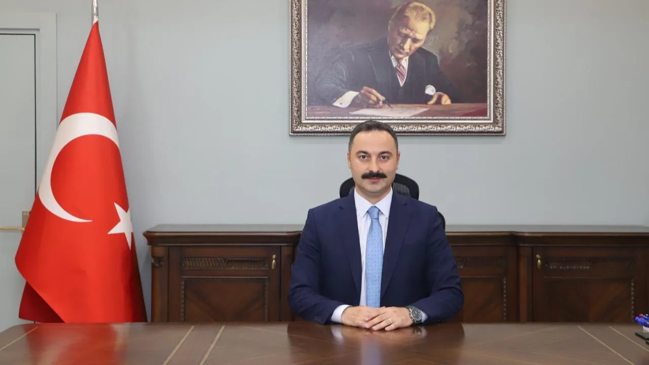 Dogubayazit Kaymakami Mustafa Ayvat Gorevine Basladi 6A4C7Fbfa1239