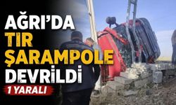 Ağrı’da Tır Şarampole Devrildi 1 Yaralı