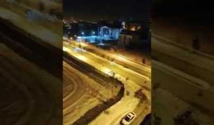 Ağrıda yol ortasında yatan adam kazada yaşamını yitirdi